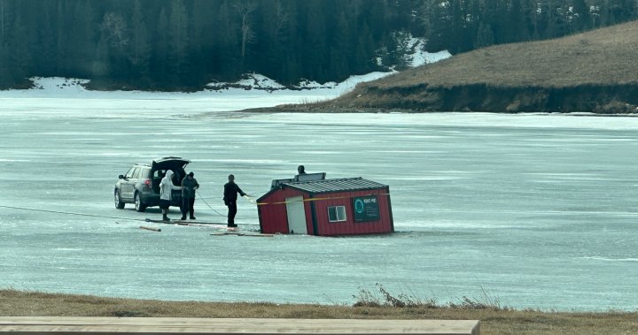 Nanton RCMP issue warning about dangerous ice conditions  | Globalnews.ca